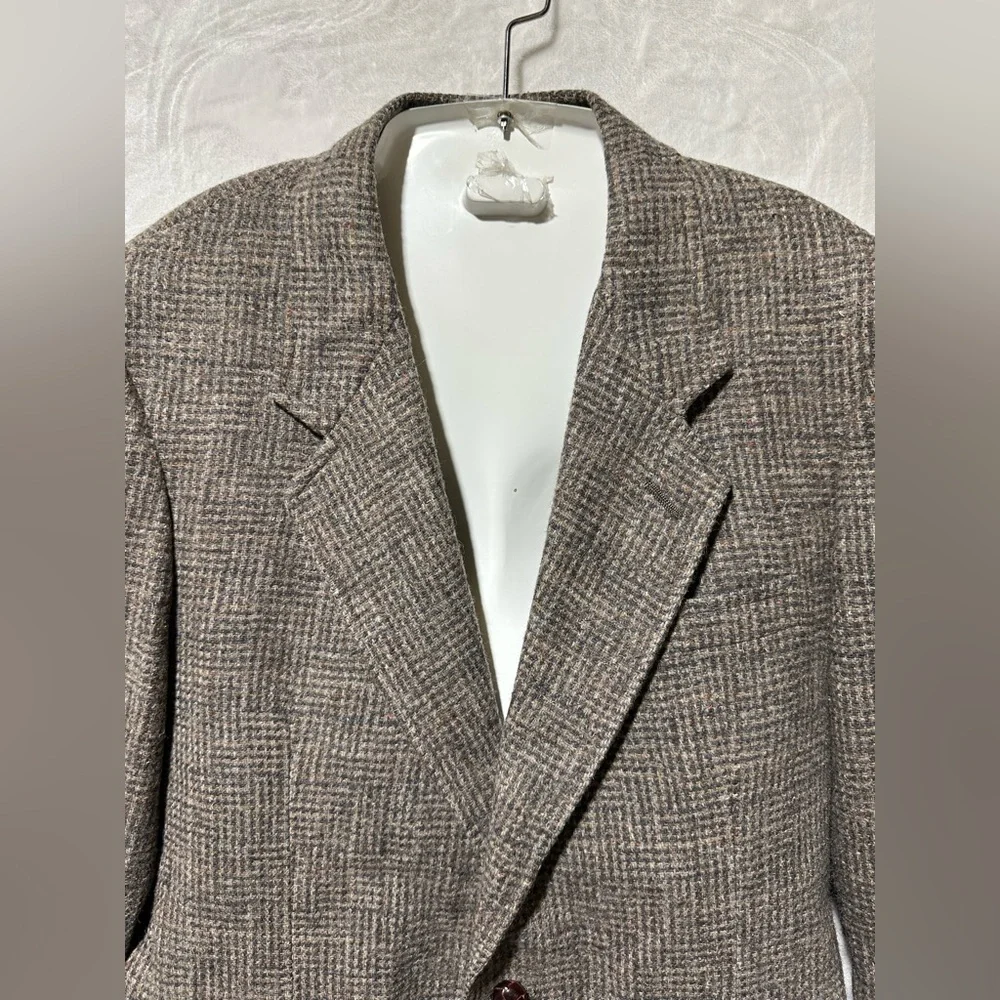 Pendleton Tweed 100% Virgin Wool blazer see measurements